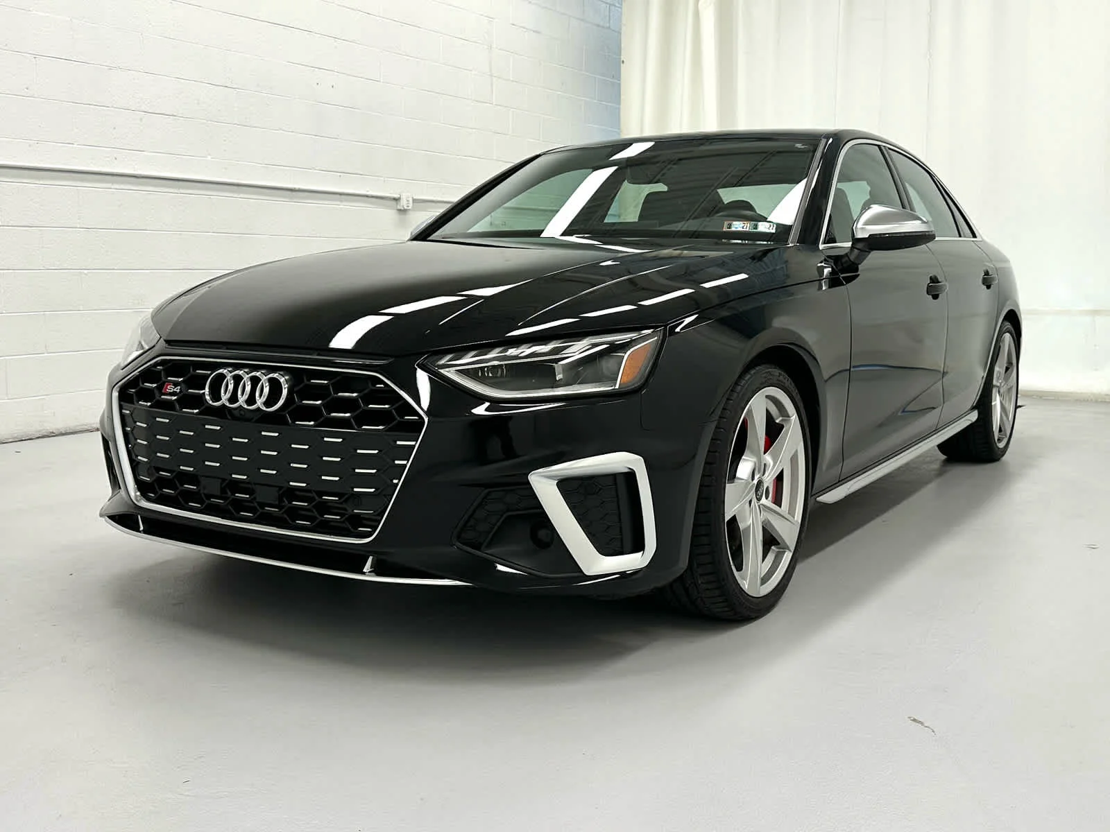 Used 2023 Mythos Black Metallic Audi Premium Plus image 4