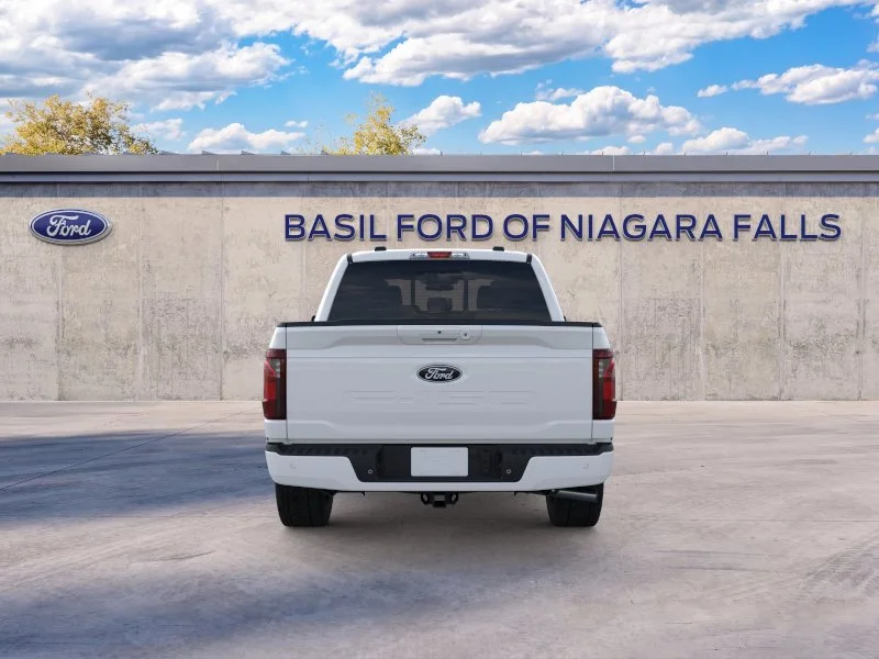 New 2026 Oxford White Ford XLT image 5