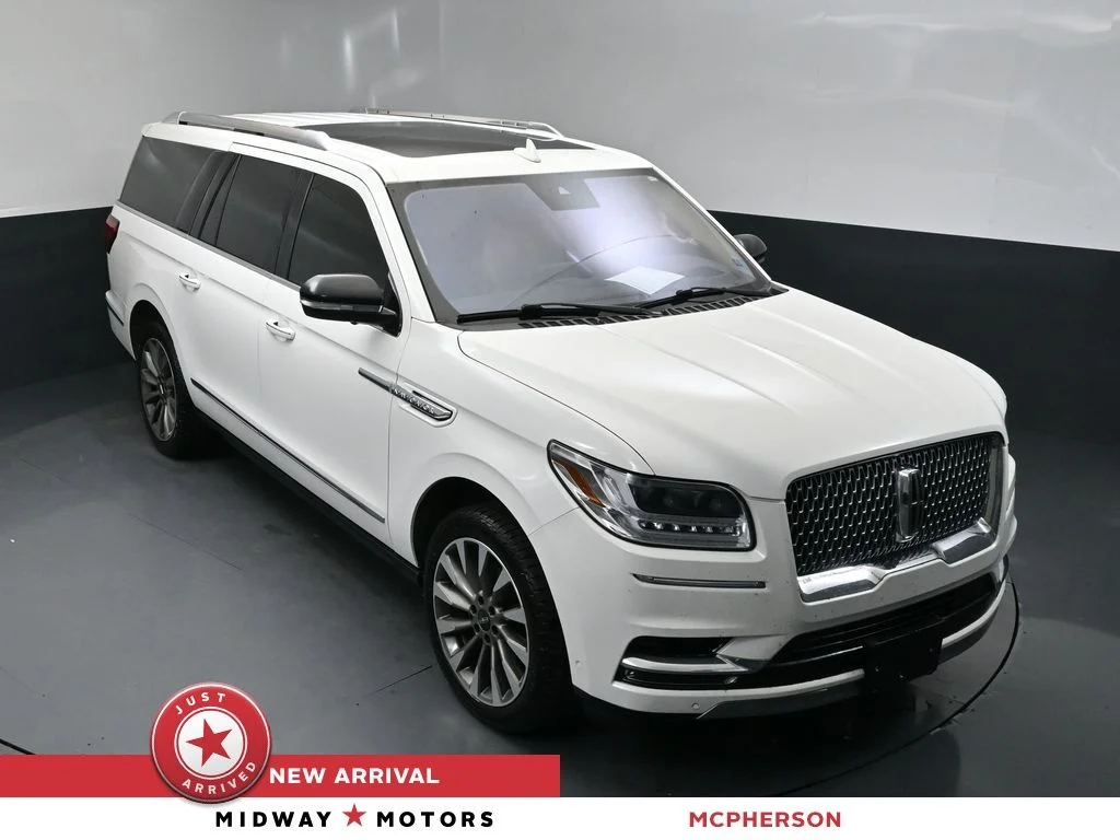 Used 2020 White Lincoln Reserve image 1