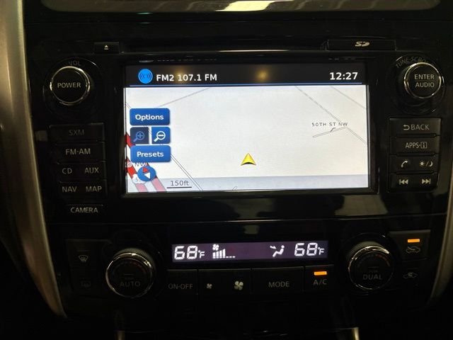 Used 2014 Blue Nissan 2.5 SL image 19