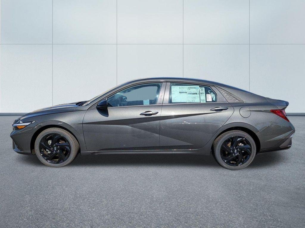 New 2026 Gray Hyundai SEL Sport image 3