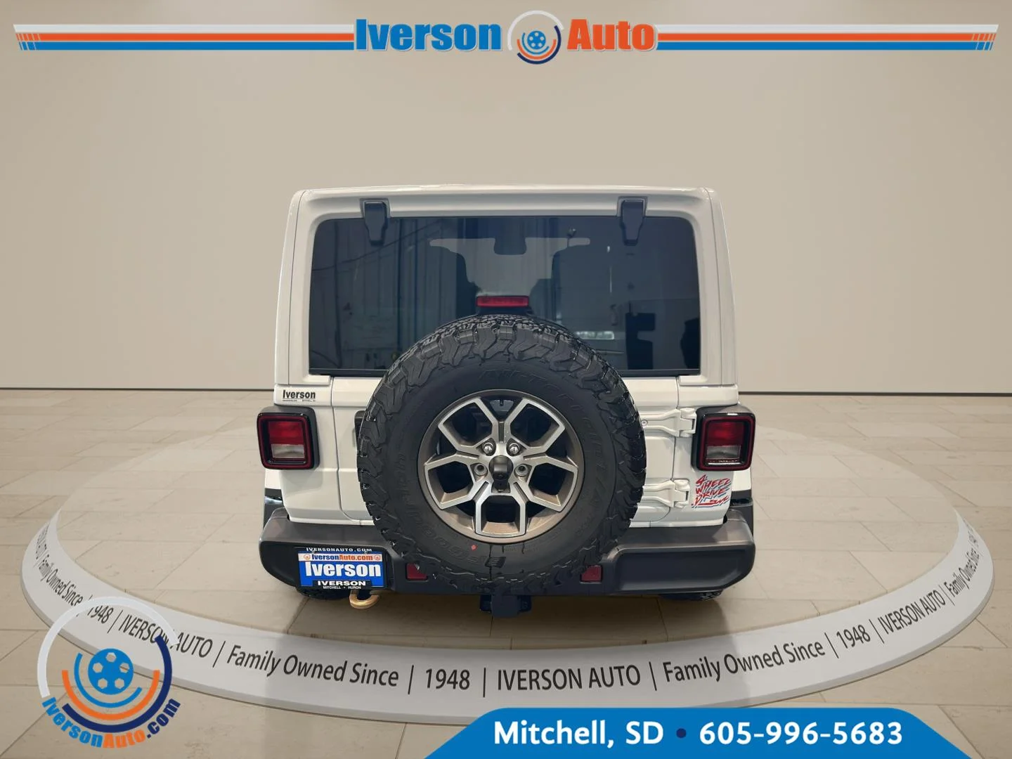 New 2027 Bright White Clear-Coat Paint Jeep REWIND 4 DOOR 4X4 image 6