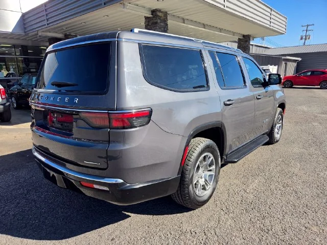 Certified Used 2022 Metallic Jeep Series I image 3