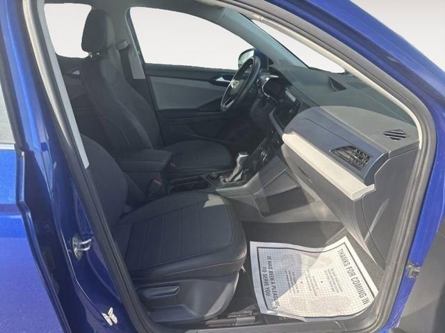 2022 Volkswagen Taos SE - Photo 10