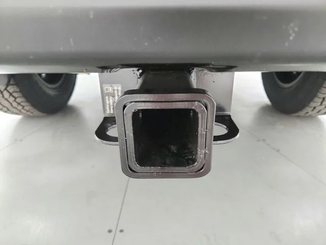 New 2027 White Nissan PRO-4X image 45