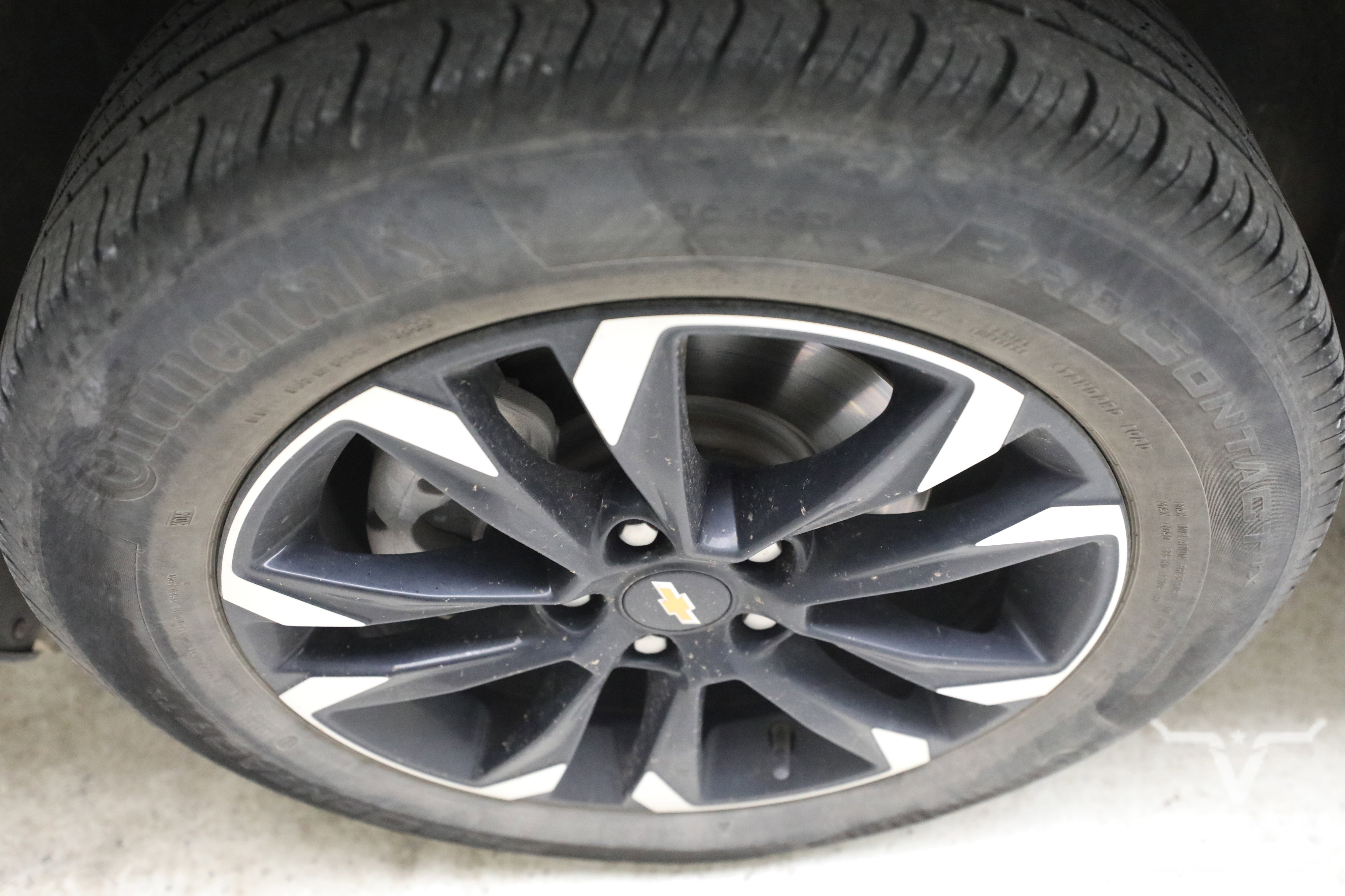 Used 2023 Sterling Gray Metallic Chevrolet Y image 10