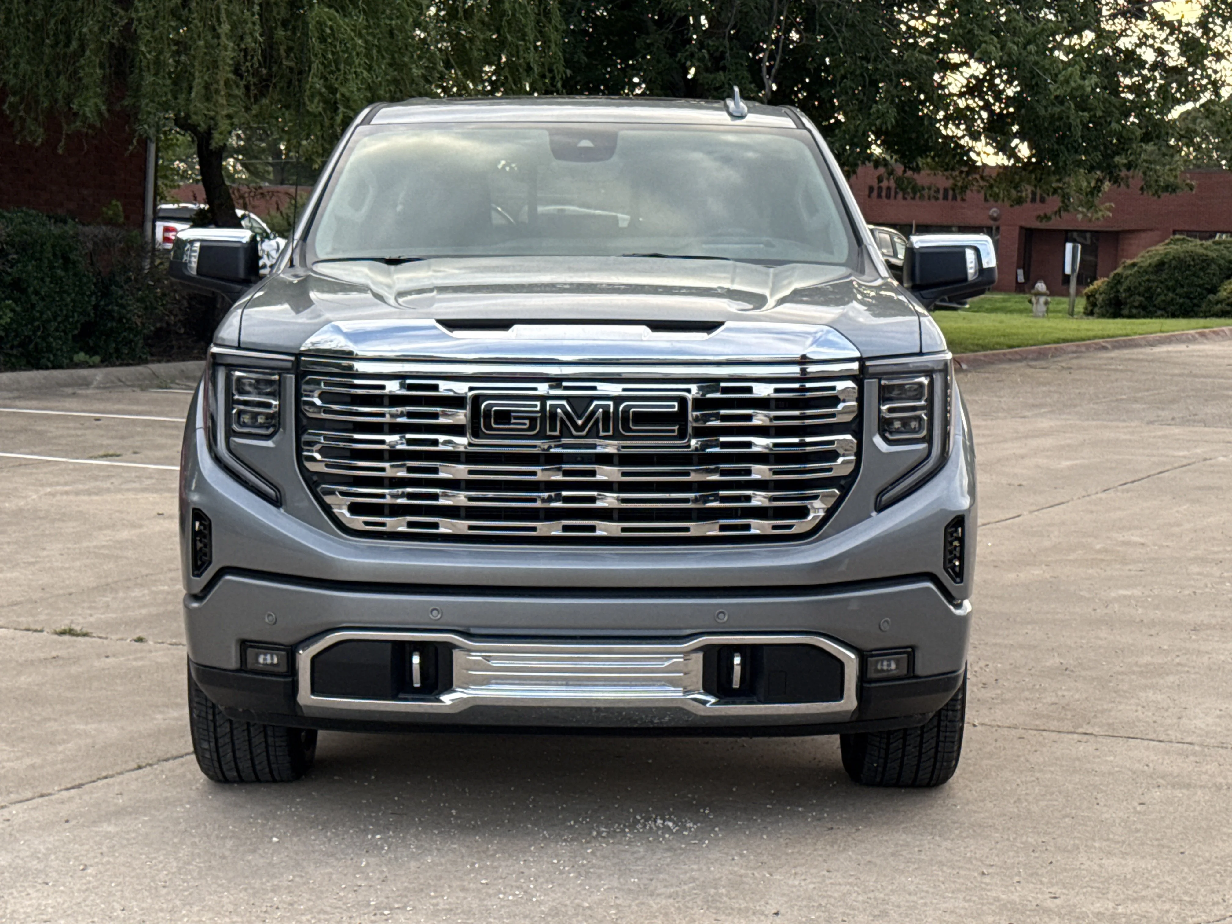 Used 2026 Sterling Metallic GMC Denali image 2