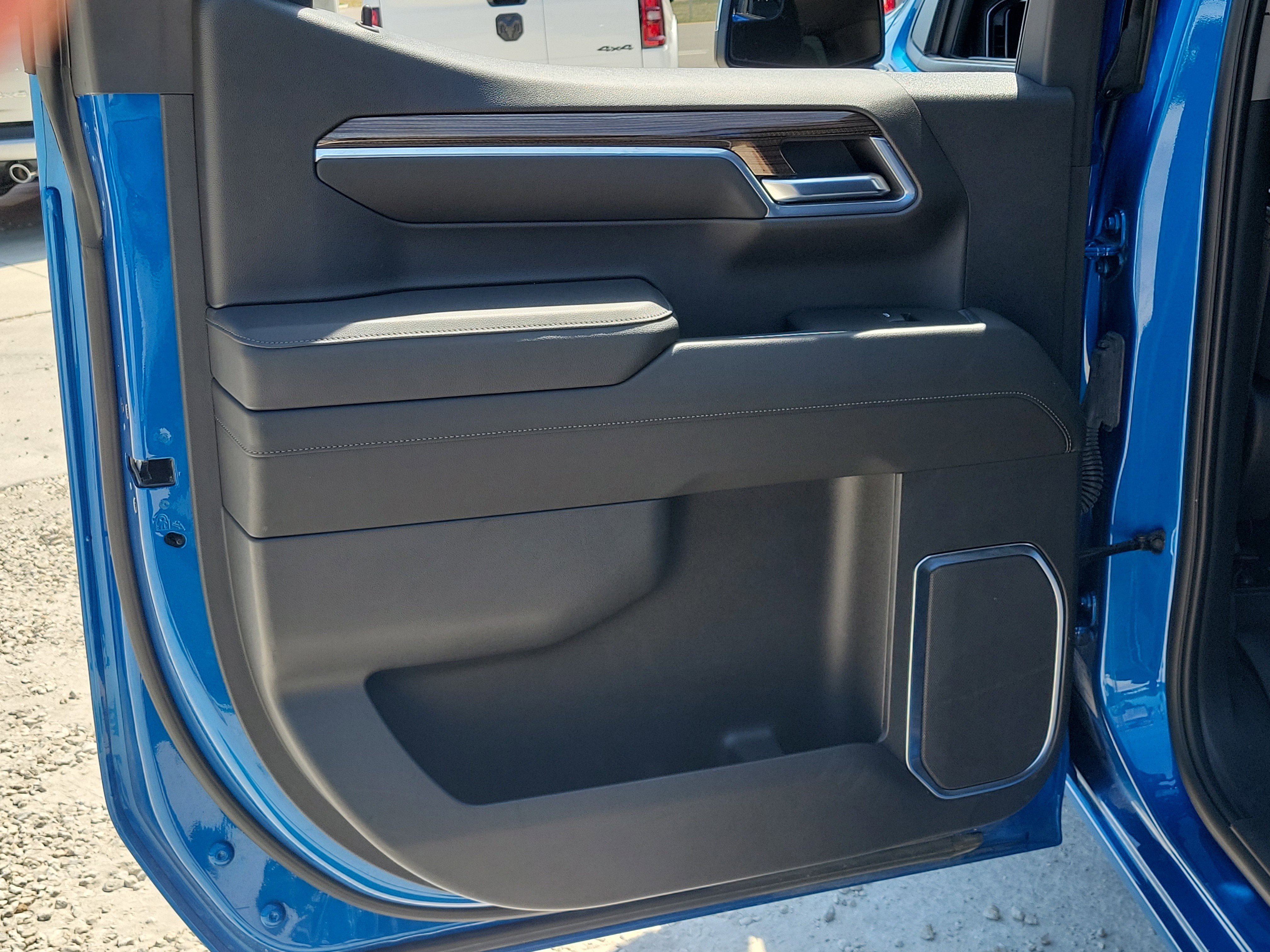Used 2023 Glacier Blue Metallic Chevrolet LT image 13