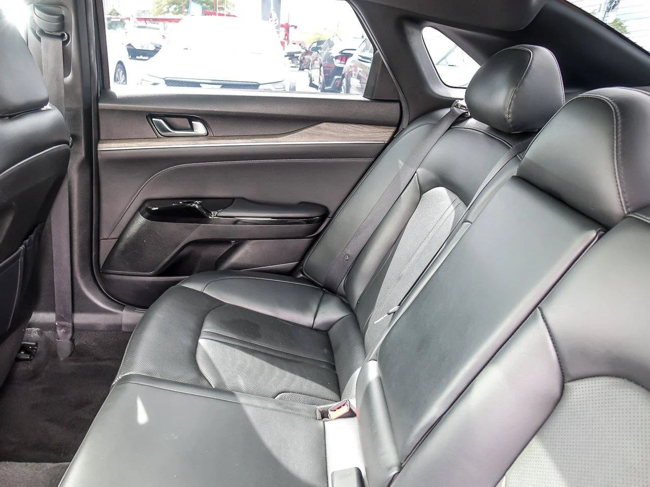 Used 2023 Gravity Gray Kia GT-Line image 17