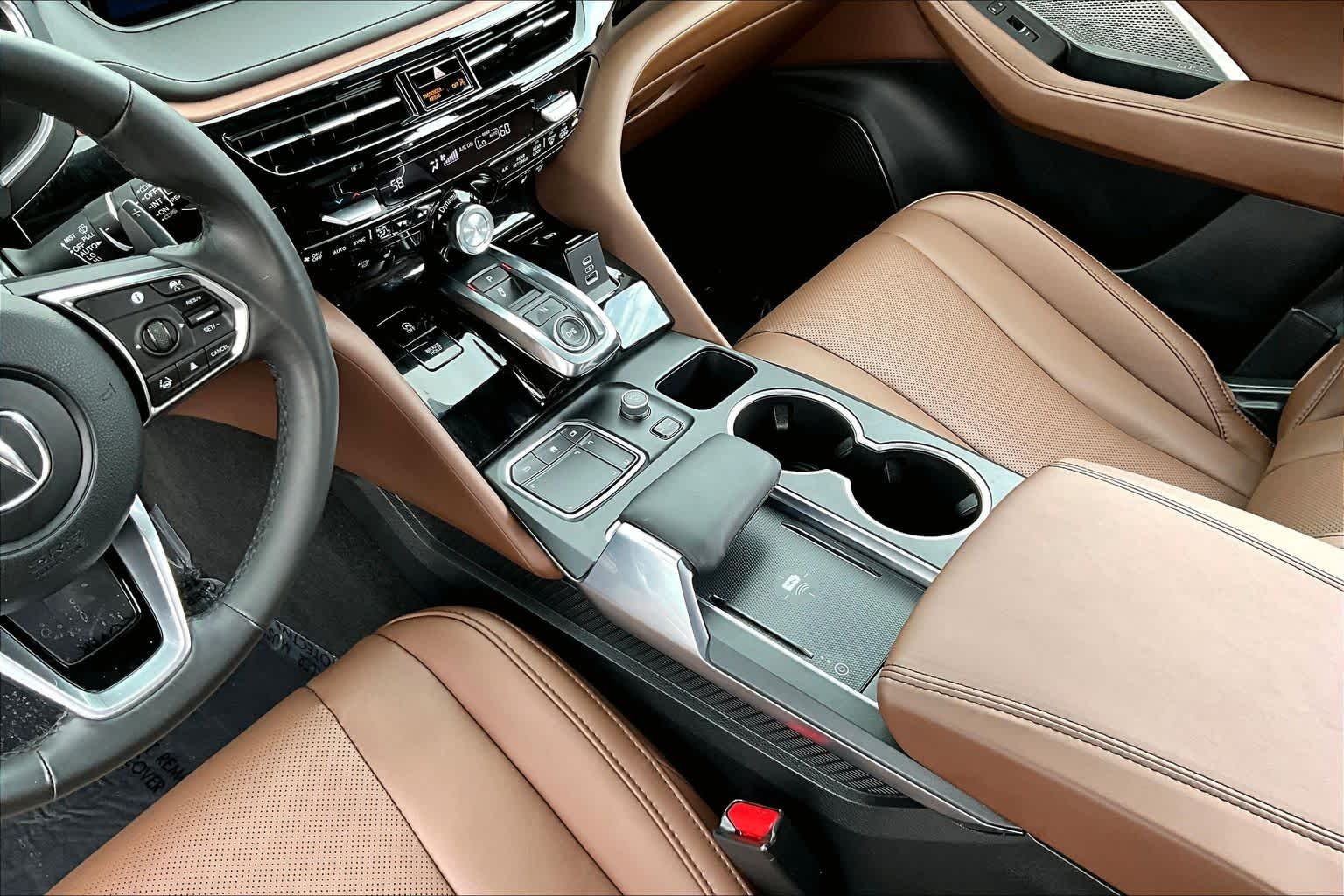 Used 2024 Liquid Carbon Metallic Acura w/Technology Package image 17