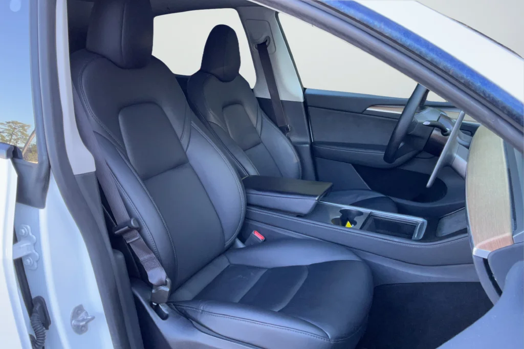 Used 2024 White Tesla Long Range image 17