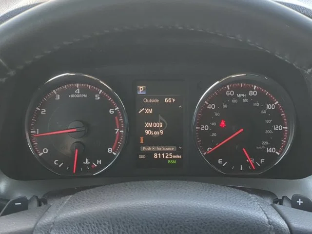 Used 2016 Silver Toyota SE image 32