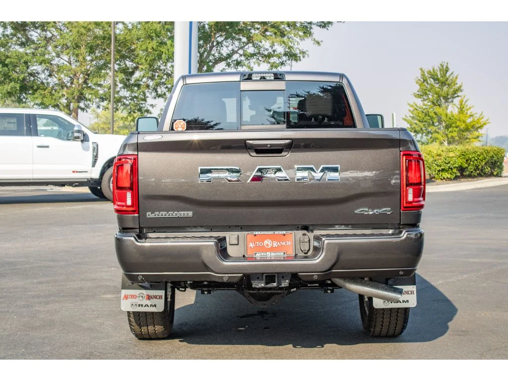 New 2026 Granite Crystal Metallic Clearcoat Ram Laramie image 7