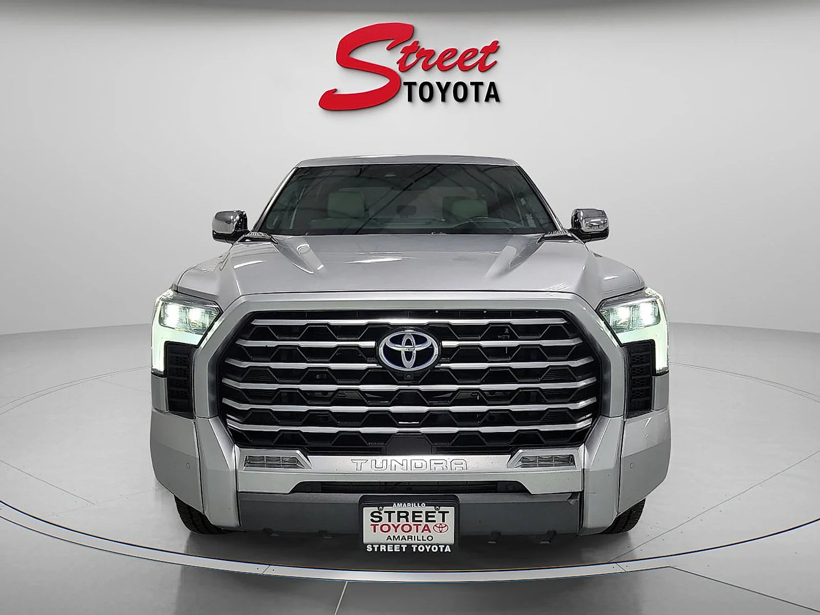 Used 2023 Silver Toyota Capstone Hybrid image 6