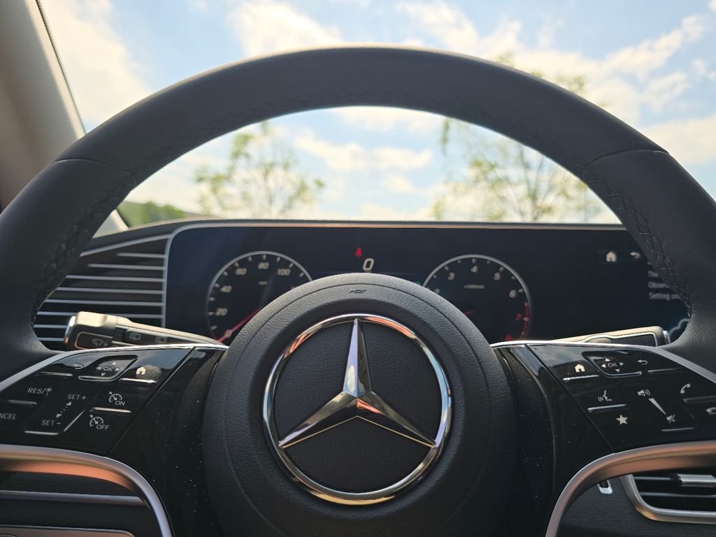 New 2026 Black Mercedes-Benz GLE 350 image 30