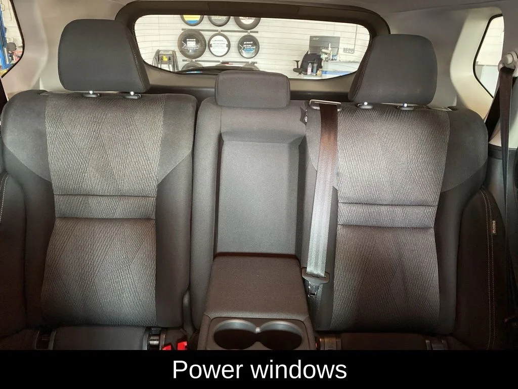 Used 2025 Gray Nissan SV image 12
