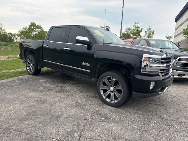 Used 2018 Black Chevrolet High Country image 19