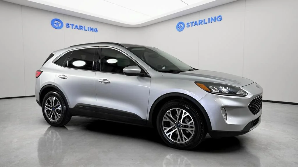 Used 2020 Silver Ford SEL image 13