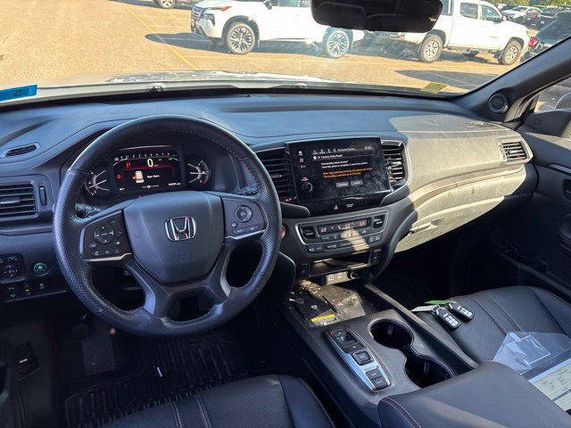 Certified Used 2024 Gray Pearl Honda TrailSport image 13