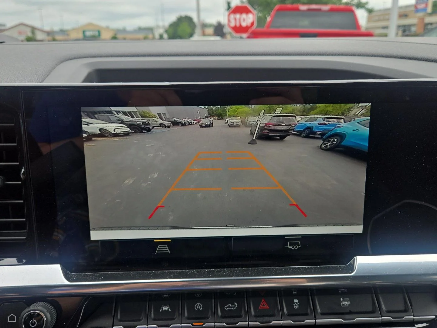 New 2026 Summit White Chevrolet LT (2FL) image 5