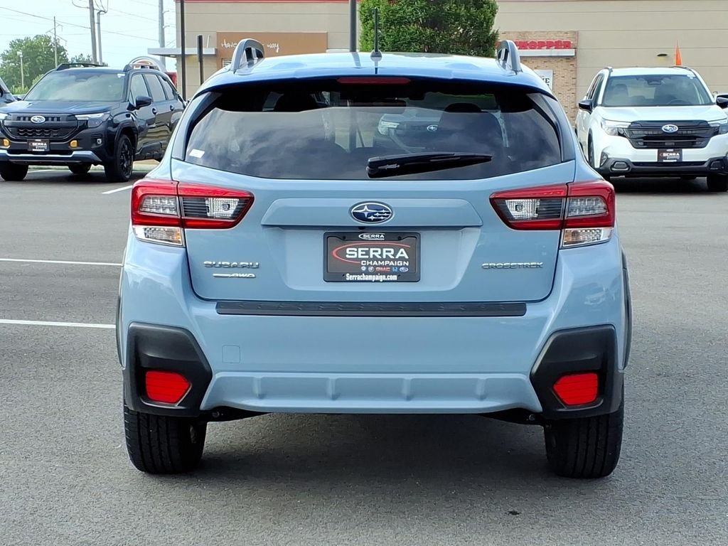 Used 2023 Cool-Gray Khaki Subaru Base image 10