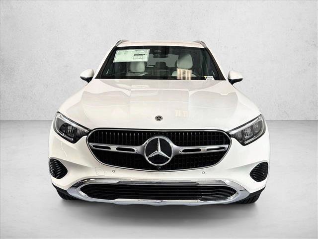 New 2026 Polar White Mercedes-Benz GLC 300 image 31