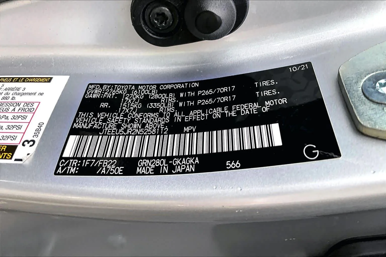 Used 2022 Classic Silver Metallic Toyota SR5 image 35