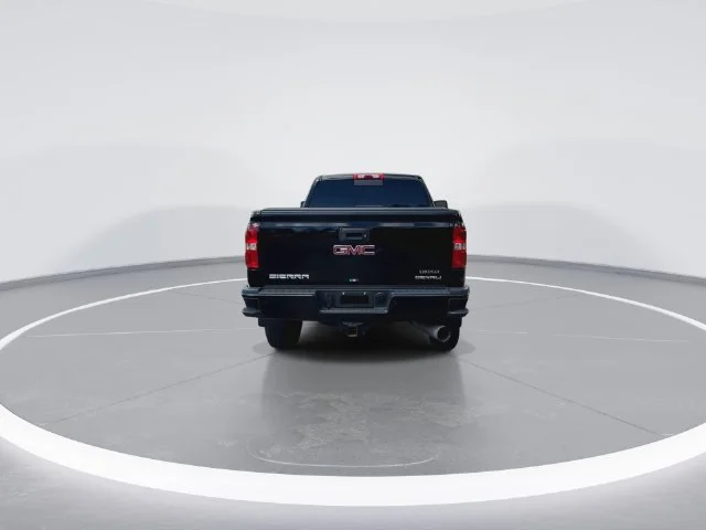 Used 2019 Black GMC Denali image 10