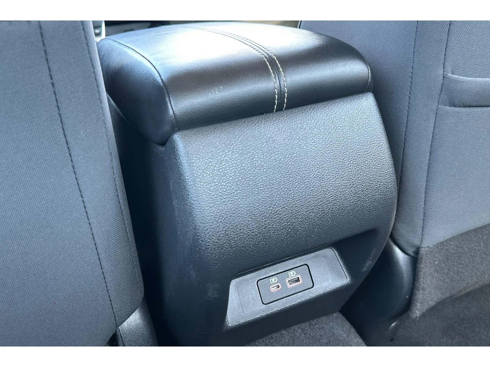 Used 2023 Gun Metallic Nissan 2.5 SV image 42