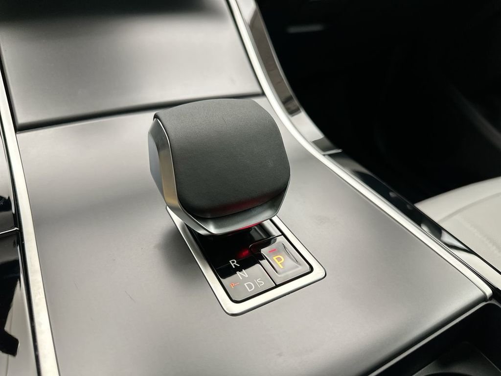 New 2026 Carpathian Grey Land Rover S image 12