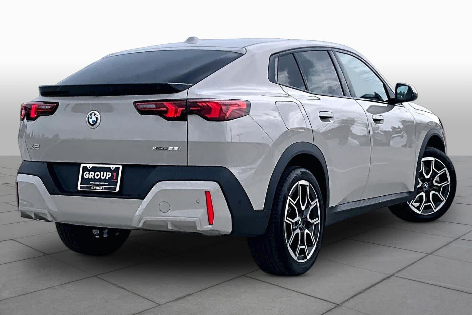 Used 2026 Dune Grey Metallic BMW xDrive28i image 12