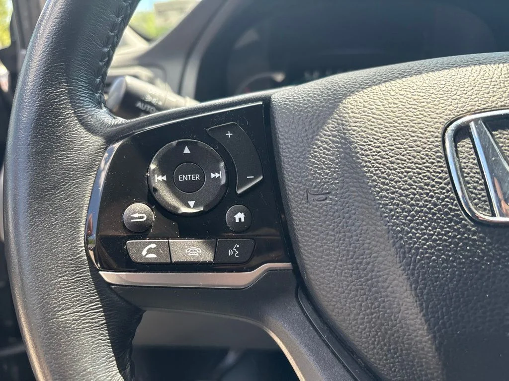 Used 2021 Silver Honda Touring image 21