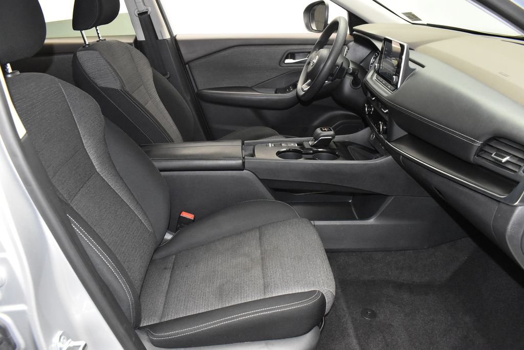 Used 2023 Silver Nissan SV image 22