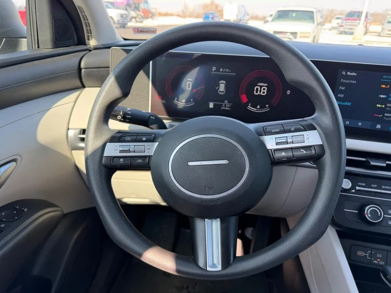 Certified Used 2025 Hampton Gray Hyundai SE image 11