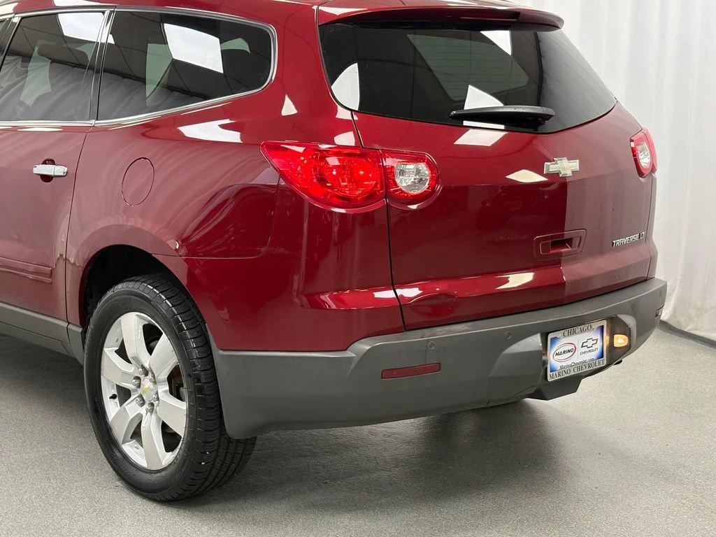 Used 2011 Red Jewel Tintcoat Chevrolet LT w/1LT image 39