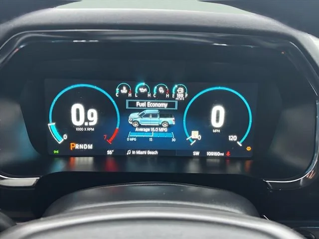 Used 2022  Ford XL image 12