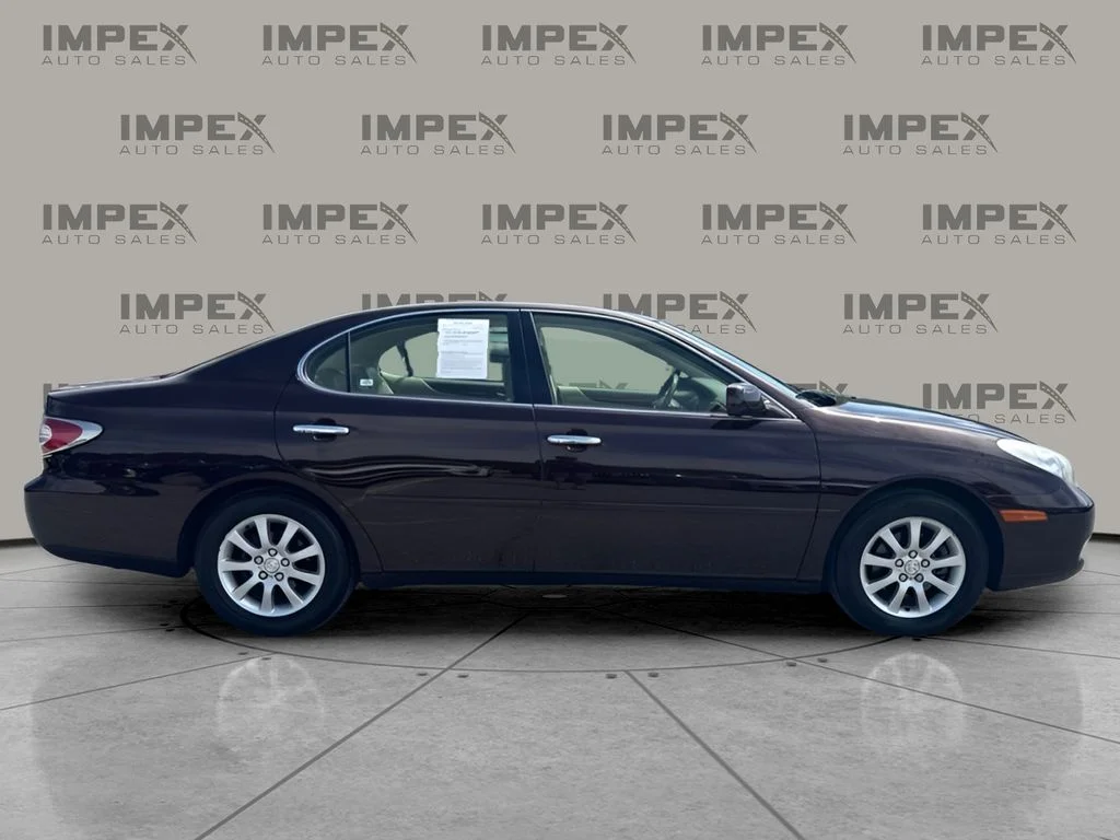 Used 2002 Red Lexus 300 image 6