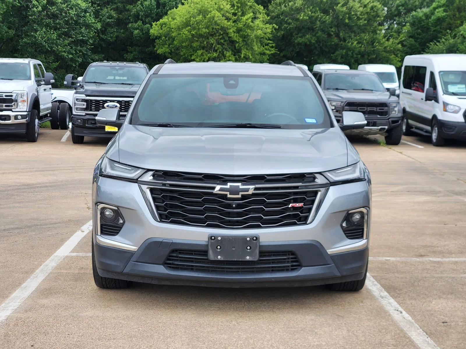 Used 2023 Gray Chevrolet RS image 2