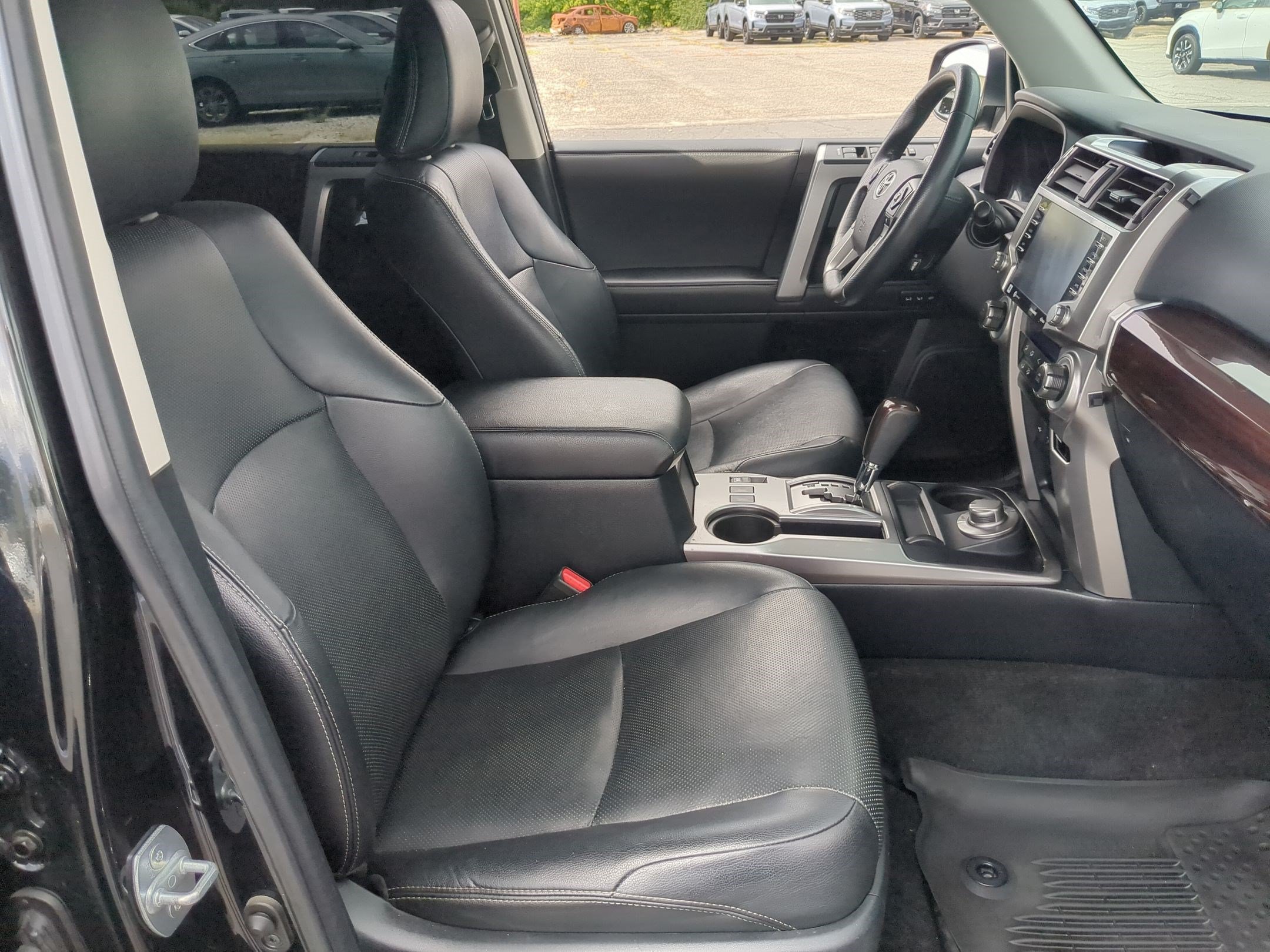 Used 2020 Midnight Black Metallic Toyota Limited image 33