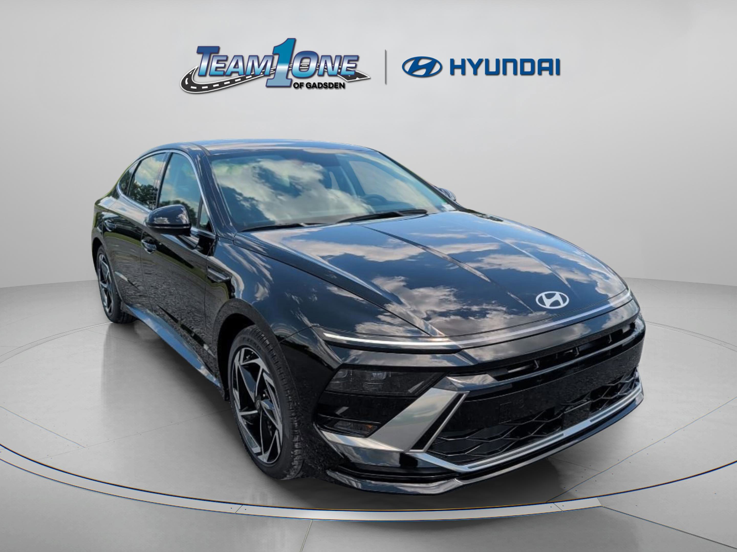 2026 Hyundai Sonata SEL AWD's photo