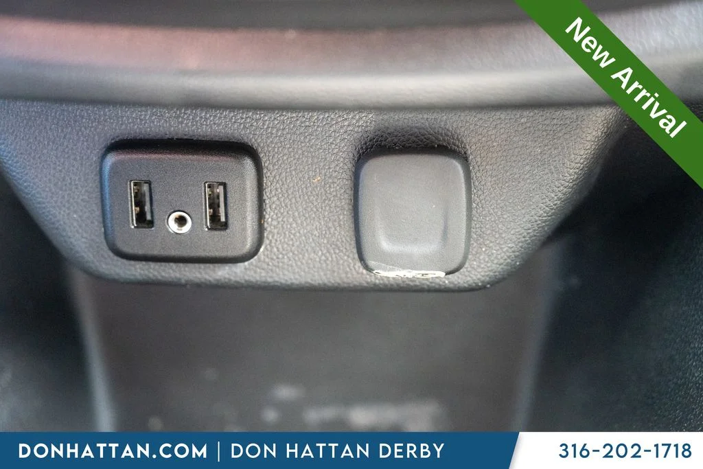 Used 2023 Gray Chevrolet LT image 14