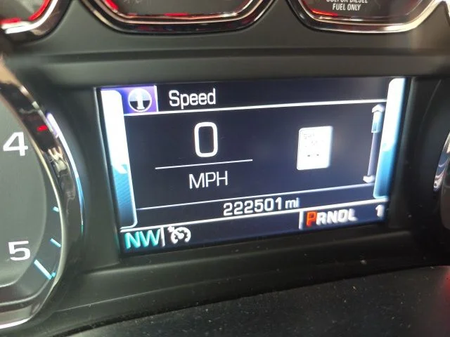 Used 2019 Red GMC SLT image 17