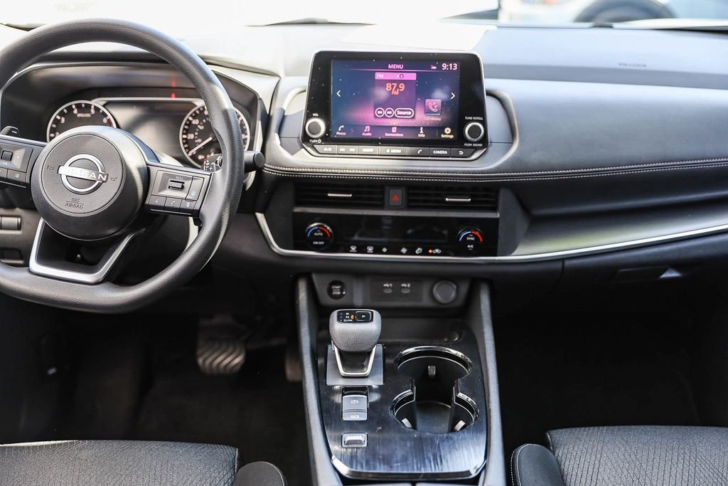 2024 Nissan Rogue SV - Photo 8