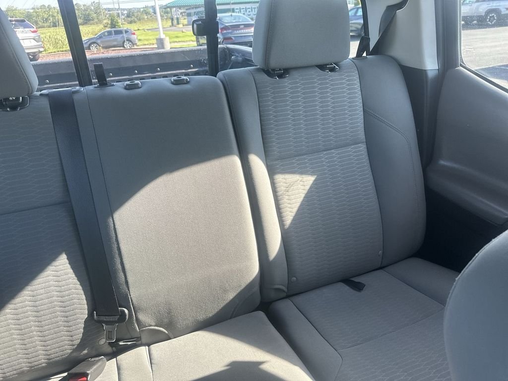 Used 2018 Silver Toyota SR image 14