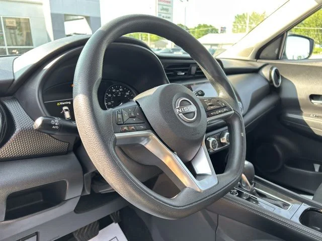 Used 2023 White Nissan SV image 30