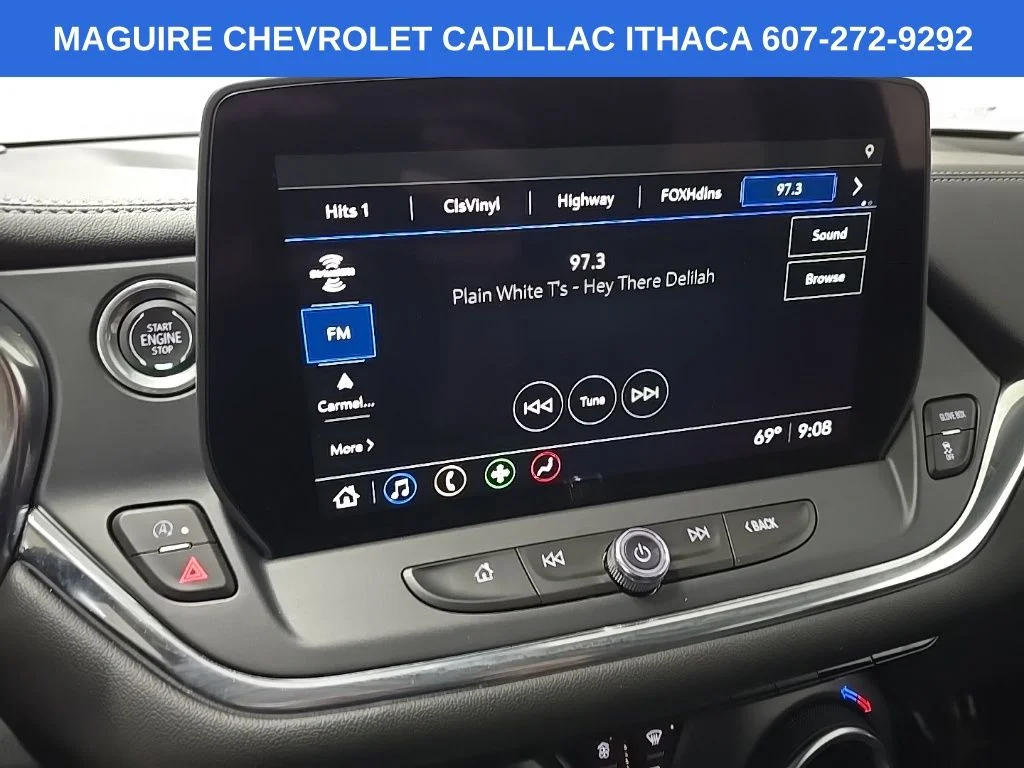 Used 2023 White Chevrolet LT image 24