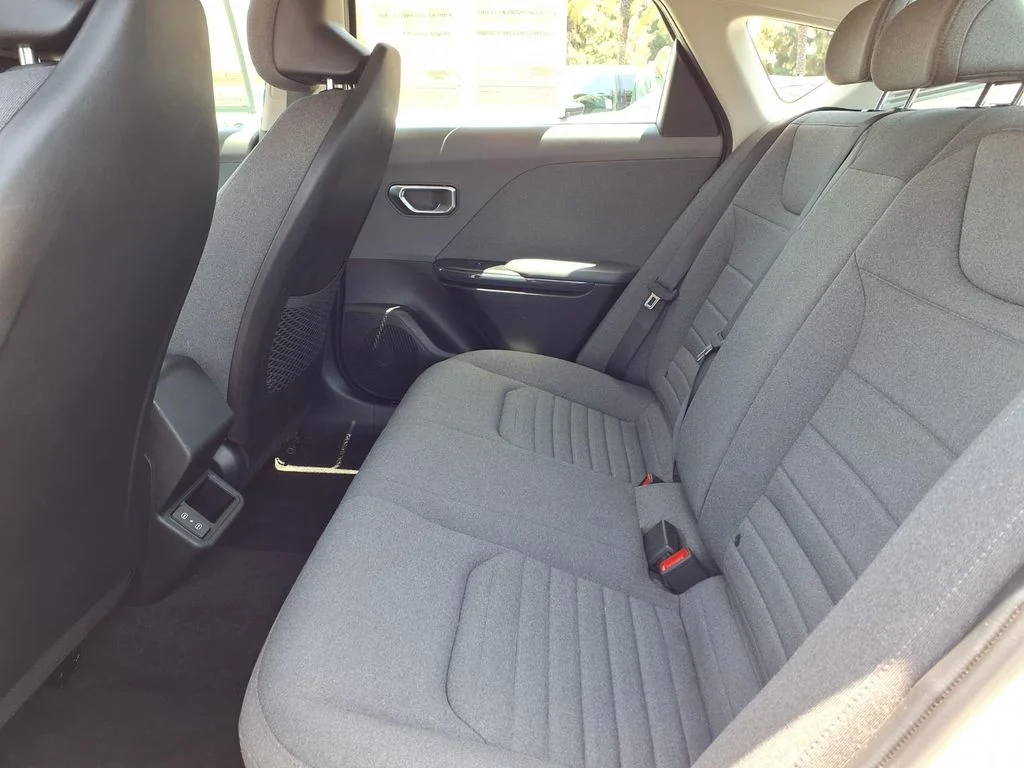 Certified Used 2025 White Kia EX image 10
