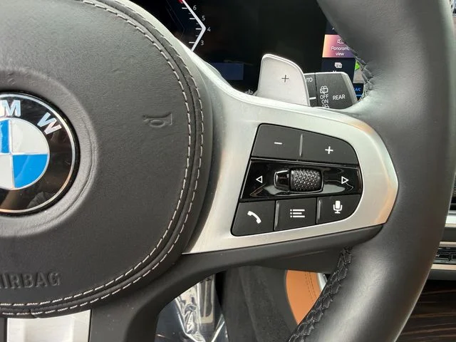 Certified Used 2024 Manhattan Green Metallic BMW xDrive40i image 25
