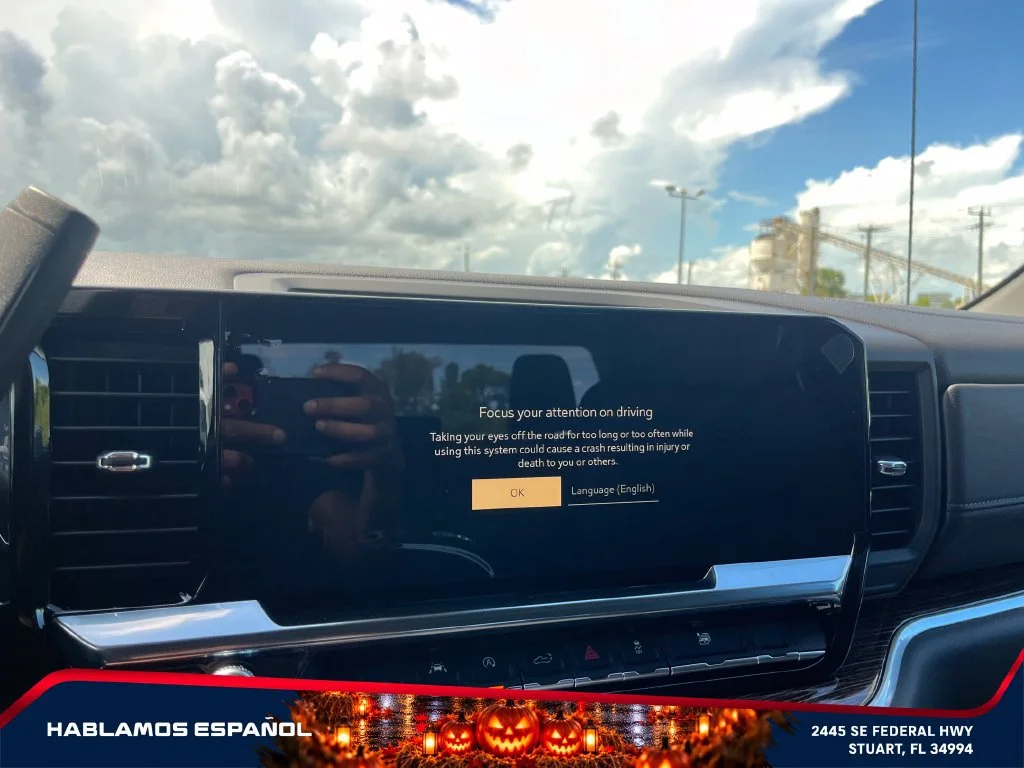 New 2026 Summit White GMC Elevation image 30