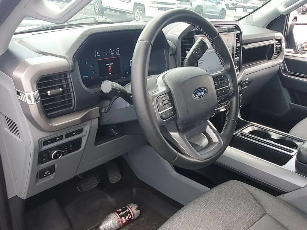 Used 2024 White Ford XLT image 16